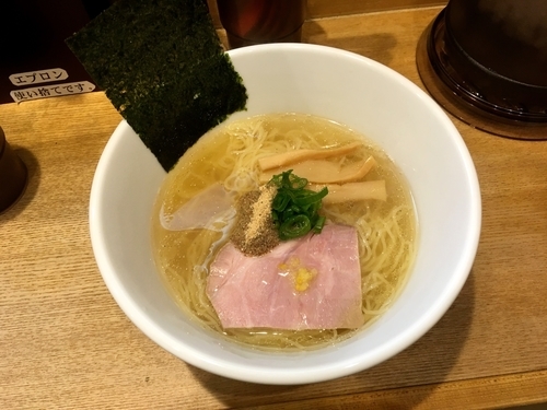 「鯛煮干らーめん」@鯛煮干らーめん 麺屋 鯱の写真