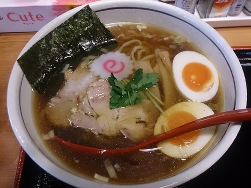 「味玉中華そば」@定食 手揉み中華そば とんぼ食堂の写真