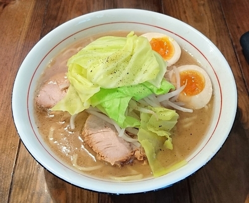 「特製醤油らぁ麺(大盛)」@井之上屋の写真