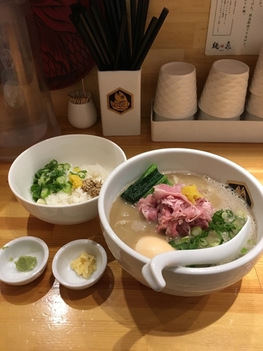 「濃厚真鯛ラーメン雑炊と味玉」@真鯛らーめん 麺魚の写真