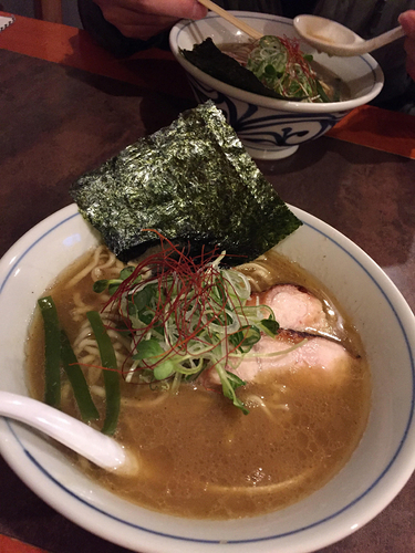 「鳥そば」@らぁめん 欽山製麺所の写真