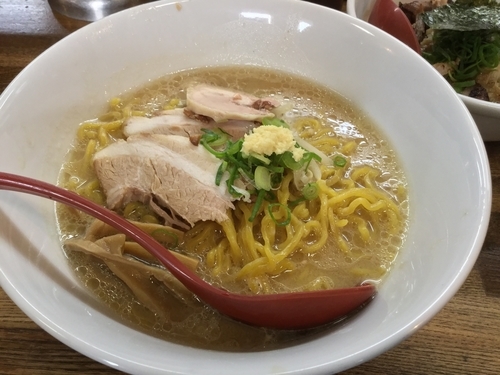 「本場札幌みそらぁ麺 ¥850 元祖ラード飯 ¥280」@麺屋 一八の写真