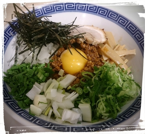 「油そば 842えん(税込)」@七匹の子ぶた さいたま新都心店の写真