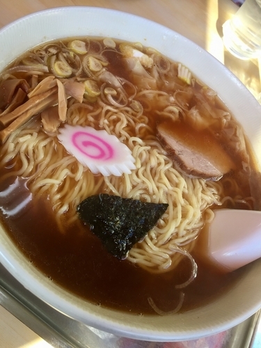 「ワンタン麺 ￥900」@大勝軒 武蔵高萩店の写真