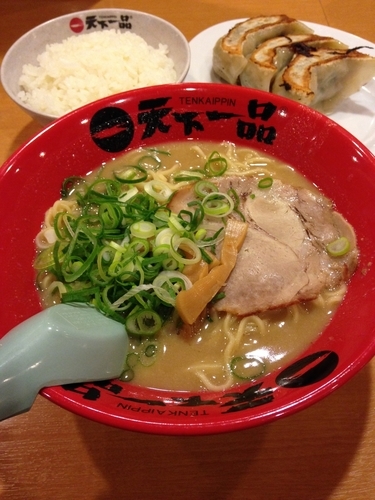 「ラーメン(こってり) 餃子セット」@天下一品 水海道店の写真