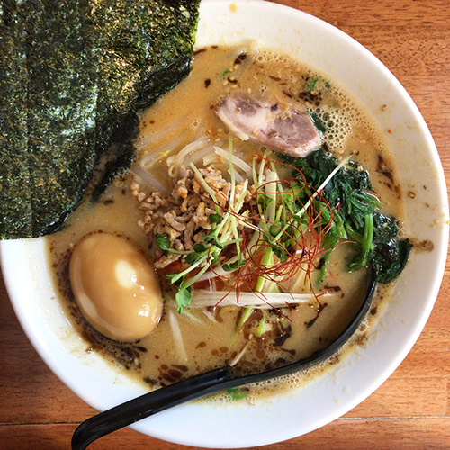 「味噌豚骨らーめん＋味付玉子」@らーめん 㐂輪 元住吉店の写真