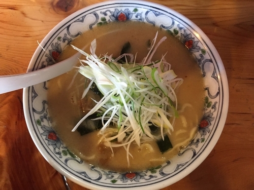 「味噌ラーメン 並(680円)+餃子(350円)」@味の味噌一の写真