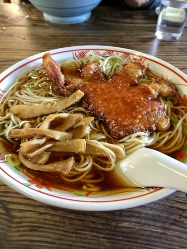 「特製いろはらあめん @1,000円」@いろは食堂の写真