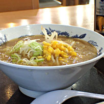 「味噌ラーメン648円＋大盛108円」@聖マリアンナ本館4階食堂の写真