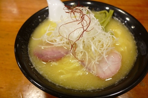 「鶏白湯らーめん¥820」@鶏そば きび 目黒店の写真