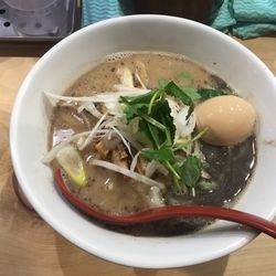 濃厚中華そば 大盛り 味玉