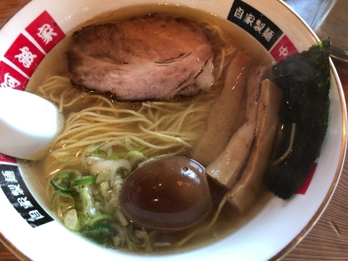 「塩ラーメン650円+地鶏の煮玉子100円」@中華そば 阿波家の写真