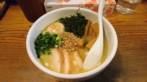 「白鶏らーめん＋スペシャル　1,100円」@鶏の穴の写真