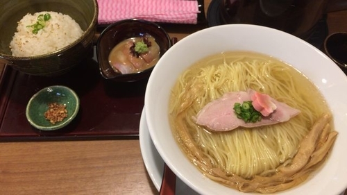 「鯛塩そば ＋ 鯛茶漬け」@鯛塩そば 灯花 本店の写真