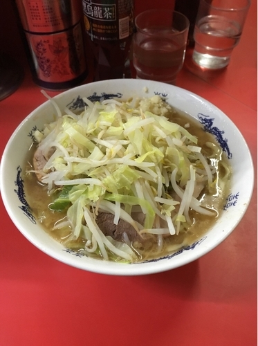 「小ラーメン にんにくマシ 野菜少なめ」@ラーメン二郎 松戸駅前店の写真