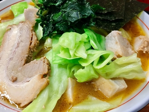 「☆キャベツラーメン 麺カタ☆」@家系ラーメン ○貴家の写真