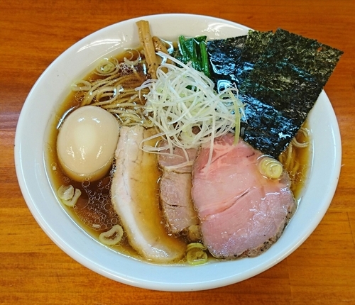 「鶏だし醤油らぁめん(中盛)」@麺処 有彩の写真