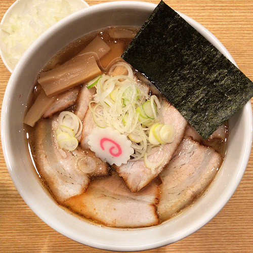 「肉増し煮干そば（中）＋たまねぎ」@中華そば 無垢の写真