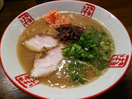 「本白味　＋紅ショウガ：無料　＋替玉：粉落とし」@きまぐれ八兵衛 安曇野本店の写真