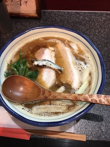 「かけ800円」@烈志笑魚油 麺香房 三くの写真
