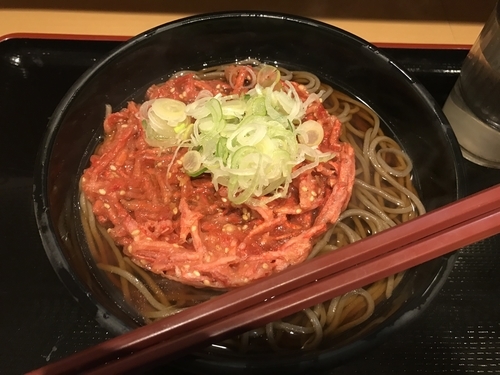 「紅生姜天そば【370円】」@よもだそば 日本橋店の写真