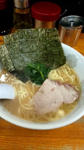 「ラーメン」@横浜ラーメン厨房 うえむらやの写真