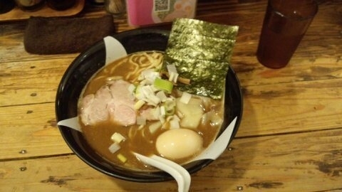 「味玉煮干ラーメン大盛」@すごい煮干ラーメン凪 新宿ゴールデン街店 本館の写真