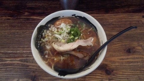 「半熟味玉コク醤そば大盛無料」@麺場 浜虎 横浜店の写真