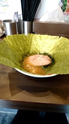 「ミニラーメン 海苔×2 かため」@横浜家系ラーメン 円満家 大塚店の写真