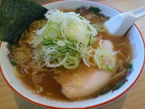 「ラーメン  大　＋ネギ増し」@凱歌の写真
