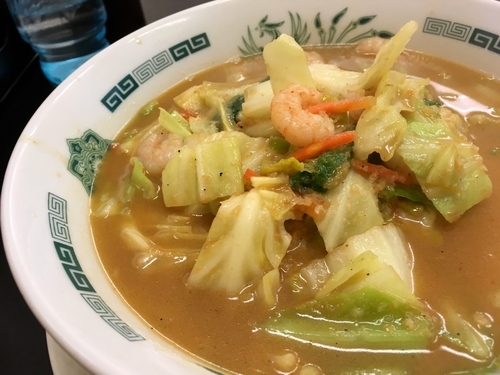 「海老味噌ラーメン 大盛り」@日高屋 新宿三丁目店の写真