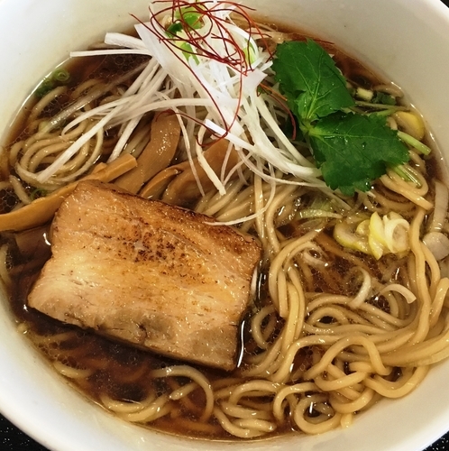 「鶏そば（大盛；バラ）」@自家製麺 Rootsの写真