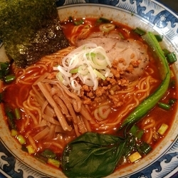 四川辣醤麺大盛り