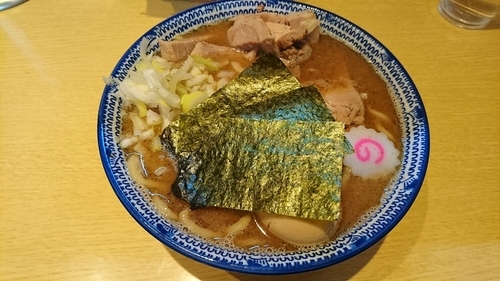 「中華そば+太麺」@くり山の写真