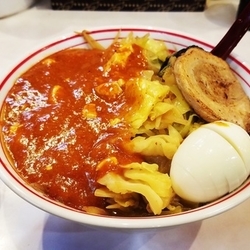 蒙古タンメン+野菜大盛り+ねぎ+チャーシュー+カット茹で玉+