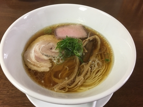 「醤油ラーメン¥750+水餃子¥350+ビール¥500」@柳麺 多むらの写真