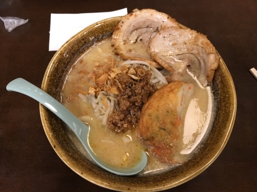「九州麦味噌らーめん 大盛り&炙りチャーシュー2枚」@麺場 田所商店 中原店の写真