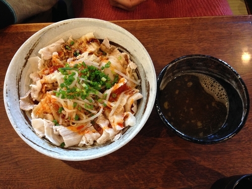 「にんにく肉まぜそば」@つけめん まぜそば 麺喰の写真