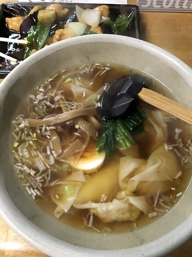 「わんたん」@らーめん ぺぺの写真