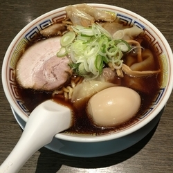 中華そば たまご ワンタン