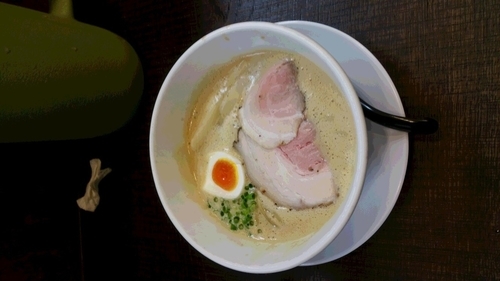 「豚CHIKIしょうゆ」@ラーメン家 みつ葉 本店の写真