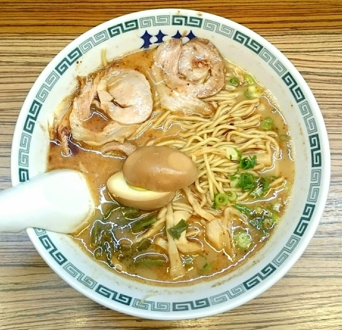 「桂花拉麺」@桂花ラーメン 新宿ふぁんてんの写真
