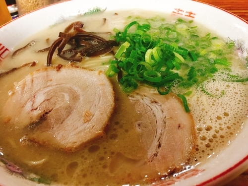 「ラーメンチャーハンセット680円」@博多ラーメン めんとく屋の写真