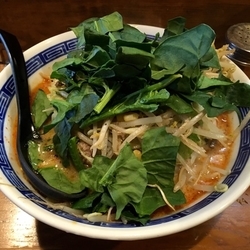 辛味噌麺＋ほうれん草