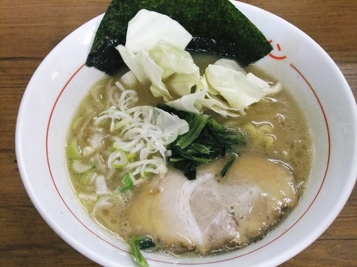 「うまいラーメン ハーフ（550円）」@松福 本店の写真