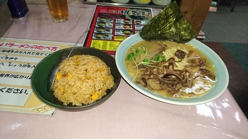 「ラーメン＋チャーハンセット」@元祖桃家 大和駅前店の写真