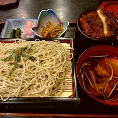 登利平 富岡店の画像