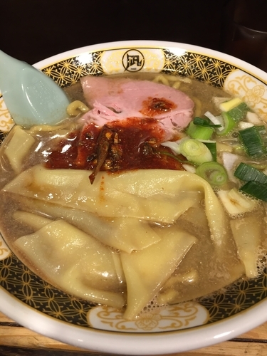 「煮干しラーメン」@すごい煮干ラーメン凪 新宿ゴールデン街店 本館の写真