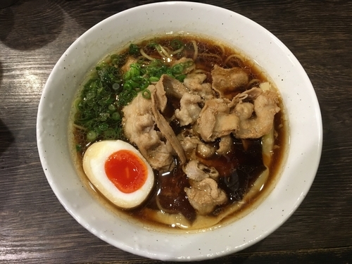 「肉そば並880」@中華そば 無限の写真