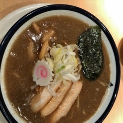 旨味醤油そば 750円